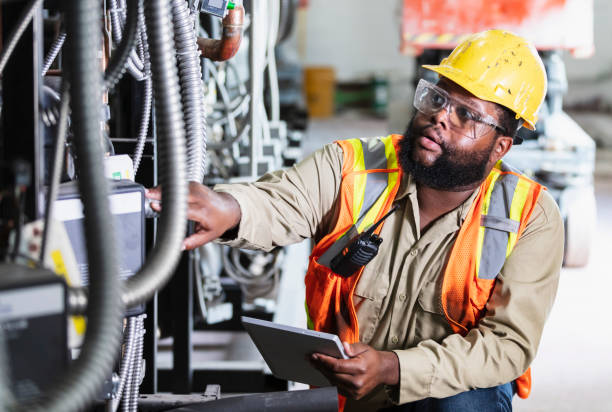 Best Affordable Emergency Electrician  in Onawa, IA